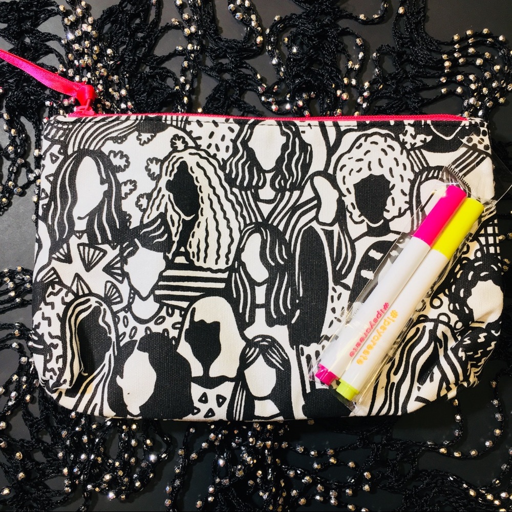 COLOR ME COSMETIC BAG + 🎁GWP